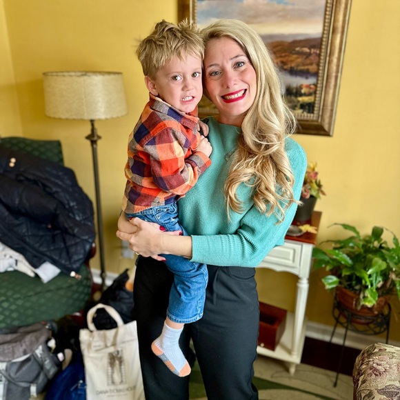 Meet your Posher, Holly - Picture 14 of 16